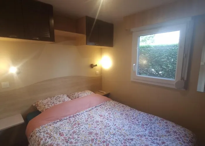 Mobil-home Proche De La *